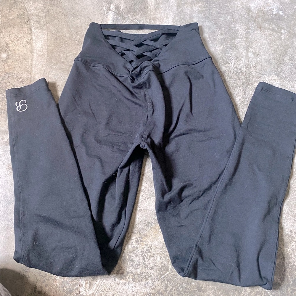 Bombshell Sexy Back Leggings